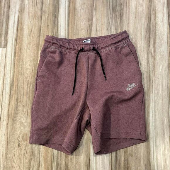 Nike Tech Fleece Men's Burgundy and Red Shorts - Picture 1 of 3